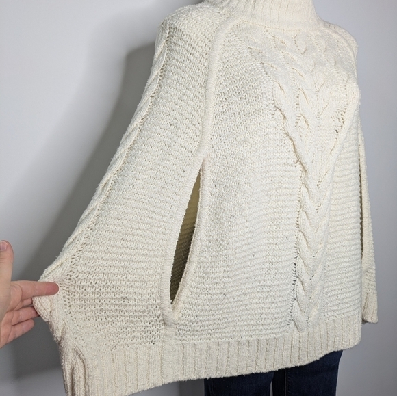 Draper James Grace & Charm off white cable knit poncho sweater XS/S - Picture 4 of 8
